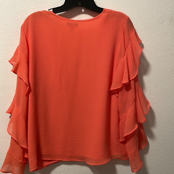 Like New Vince Camuto Top! - Picture 5 of 8